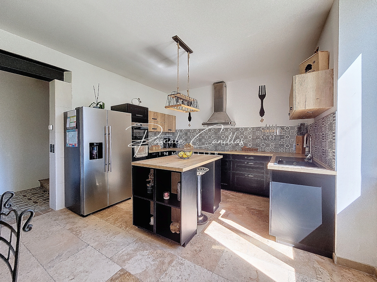 Photo mobile 3 | Saint-remy-de-provence (13210) | Maison de 155.00 m² | Type 6 | 690000 € |  Référence: 189873PC